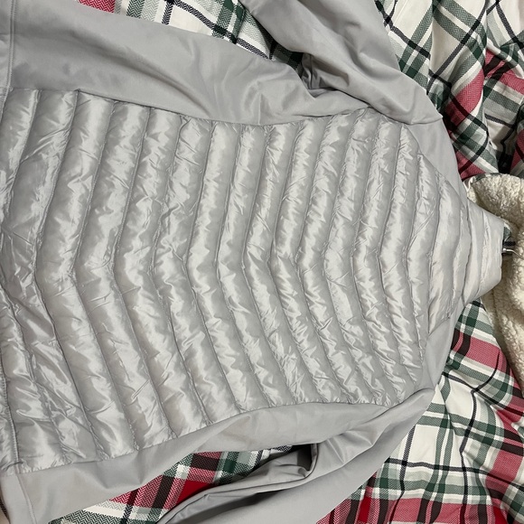 Light Gray Quilted Jacket - Picture 7 of 7